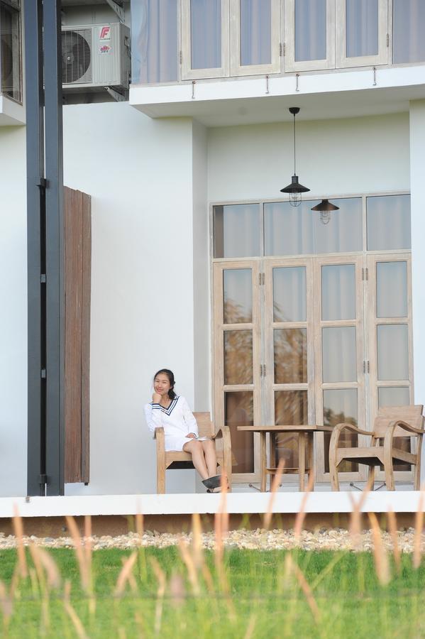 น่าน ศรีปันนา Hotel ภายนอก รูปภาพ