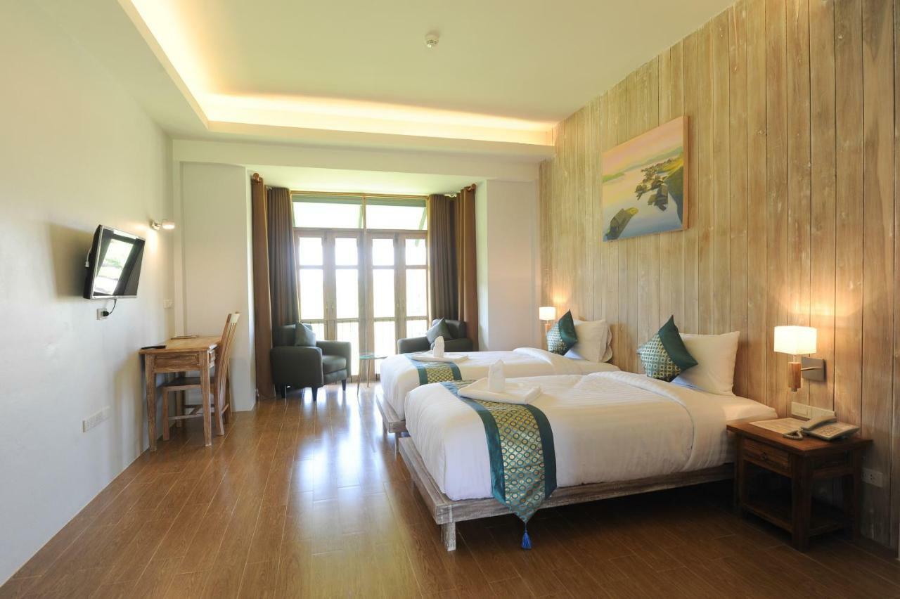 น่าน ศรีปันนา Hotel ภายนอก รูปภาพ