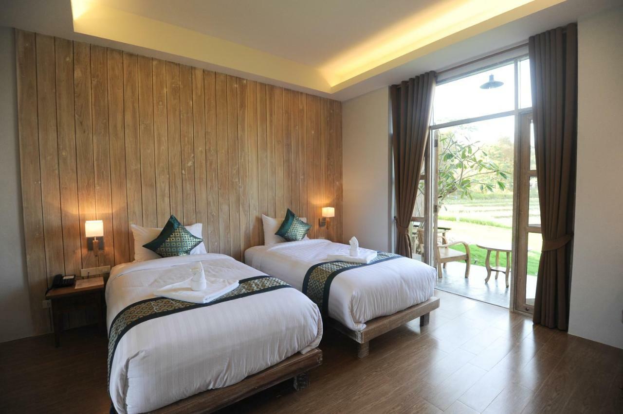 น่าน ศรีปันนา Hotel ภายนอก รูปภาพ